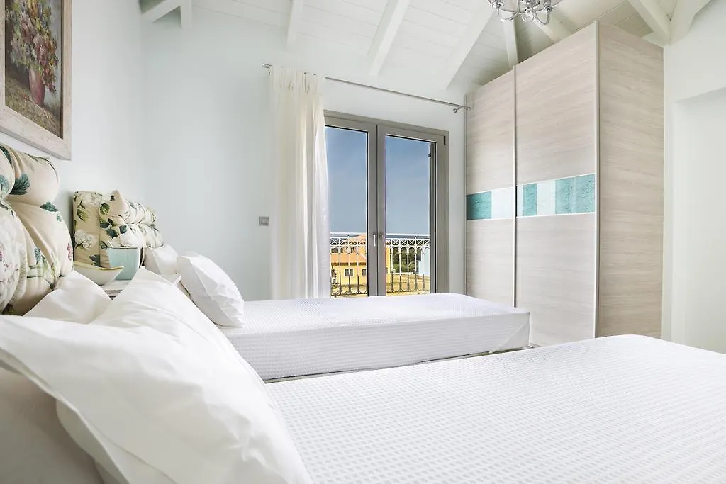 Afrodite Luxury Villa Σβορωνάτα
