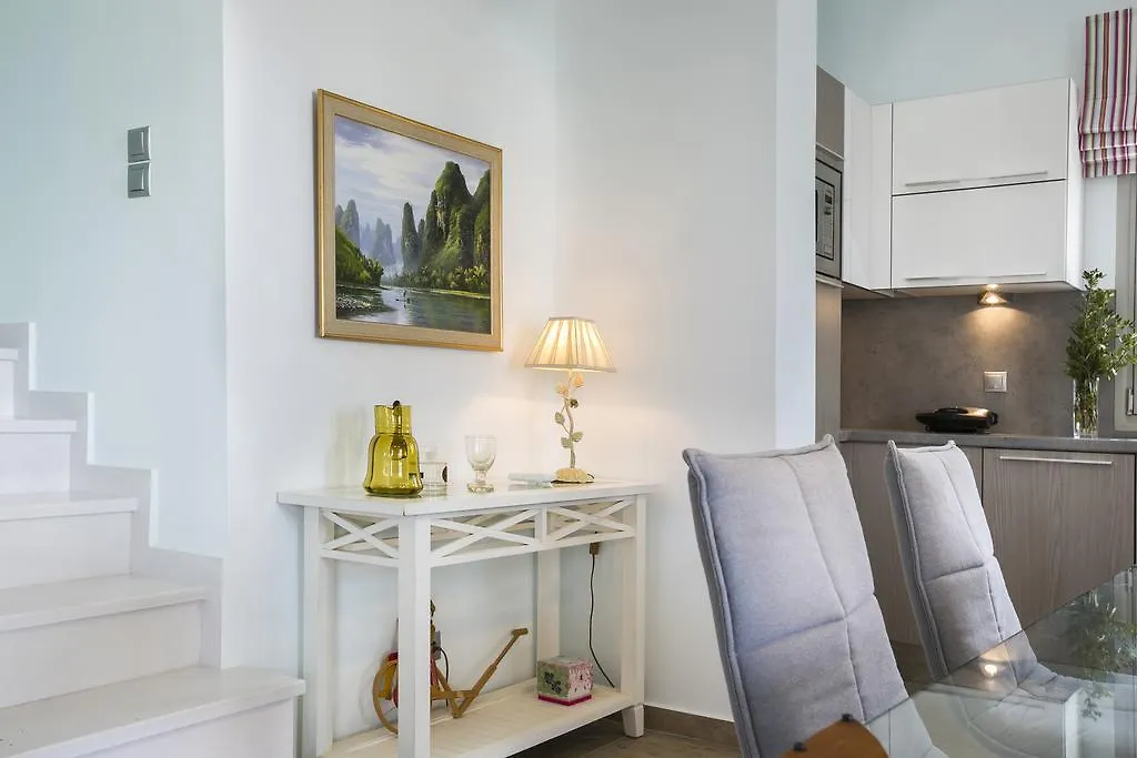 Afrodite Luxury Villa Σβορωνάτα